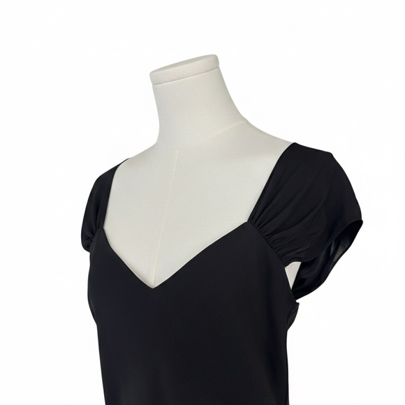 💐 Theory Women's Black Silk Cap Sleeve V-Neck Blouse Top. Size Medium - Picture 5 of 5